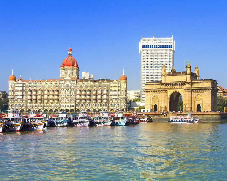 GOLDEN TRIANGLE TOUR WITH MUMBAI